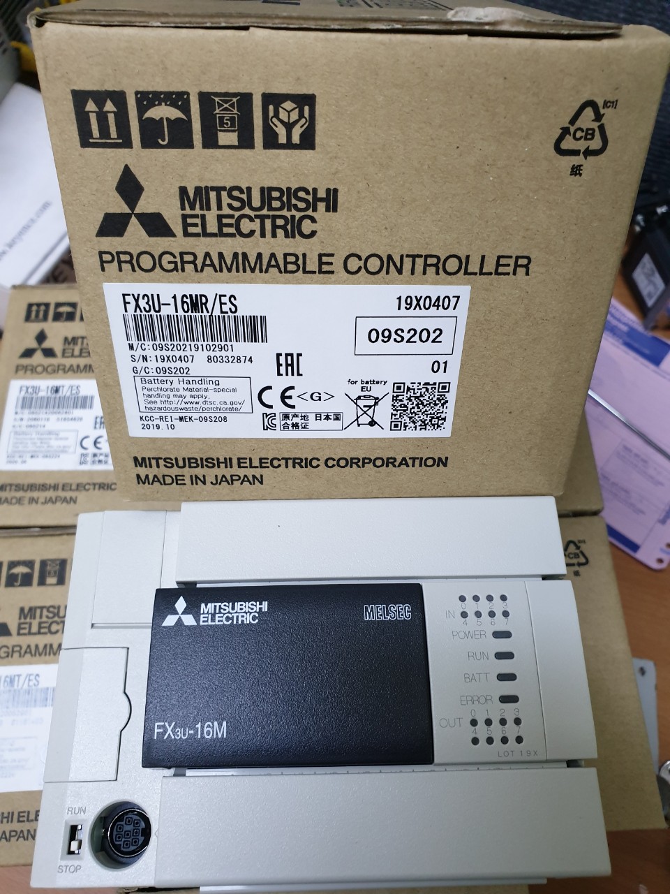 PLC MITSUBISHI FX3U-16MR/ES