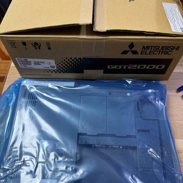 HMI MITSUBISHI GT2715-XTBD