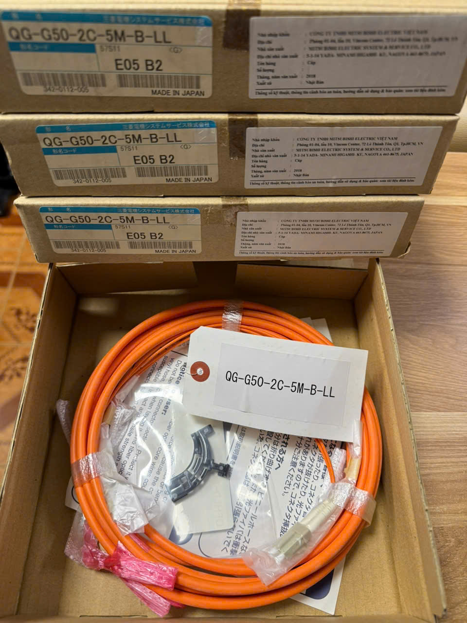 CÁP MITSUBISHI QG-G50-2C-5M-B-LL
