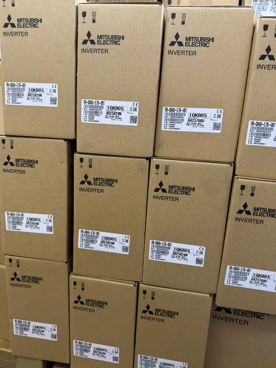 MITSUBISHI FR-D820S-0.2K-014